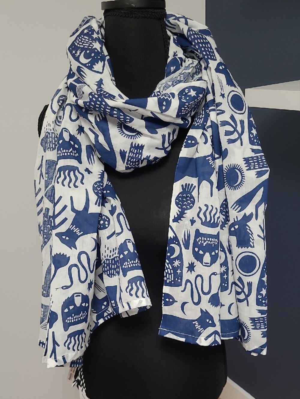 100% Cotton Scarf, Blue and White Woodland Print,  43" × 71" - NWT